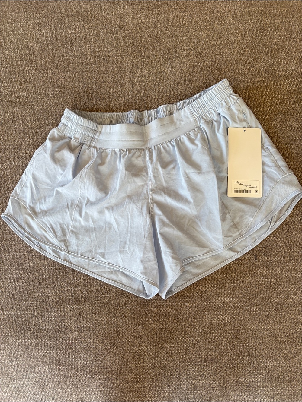 LULULEMON Hotty Hot Shorts II 4 inch inseam New with Tag Size 10 Tall